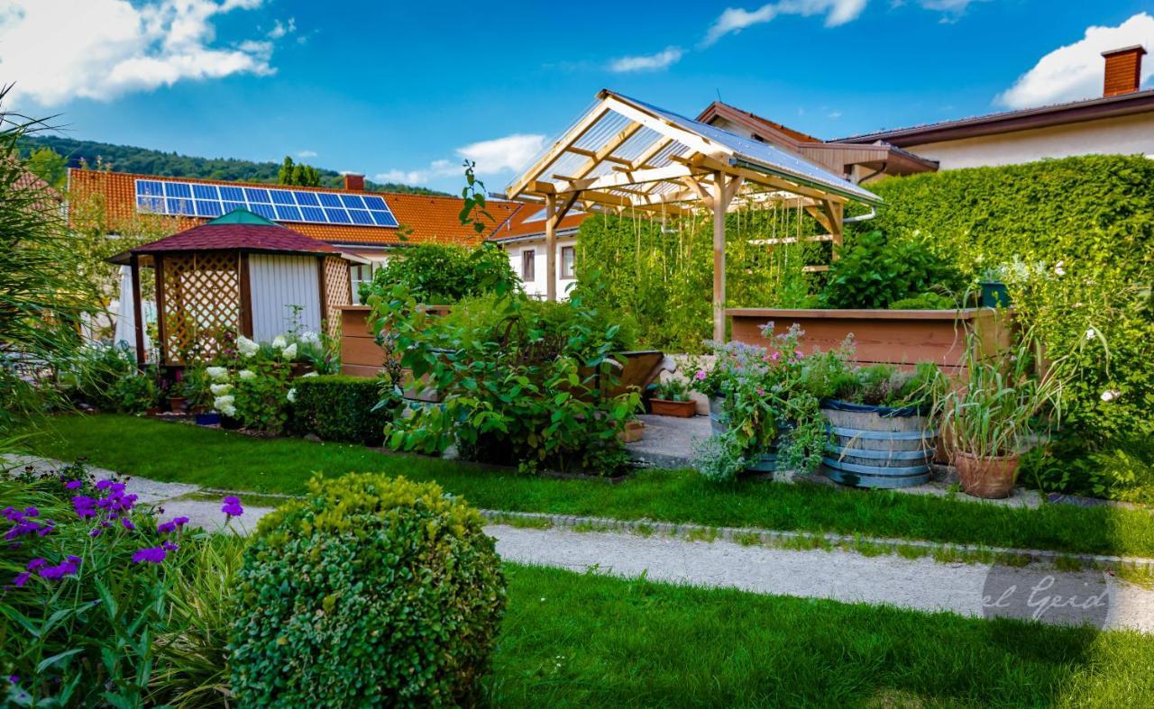 Landgasthof Zur Linde Laaben Ngoại thất bức ảnh